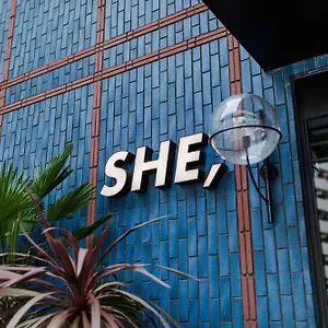 *** Hotel She, Japan